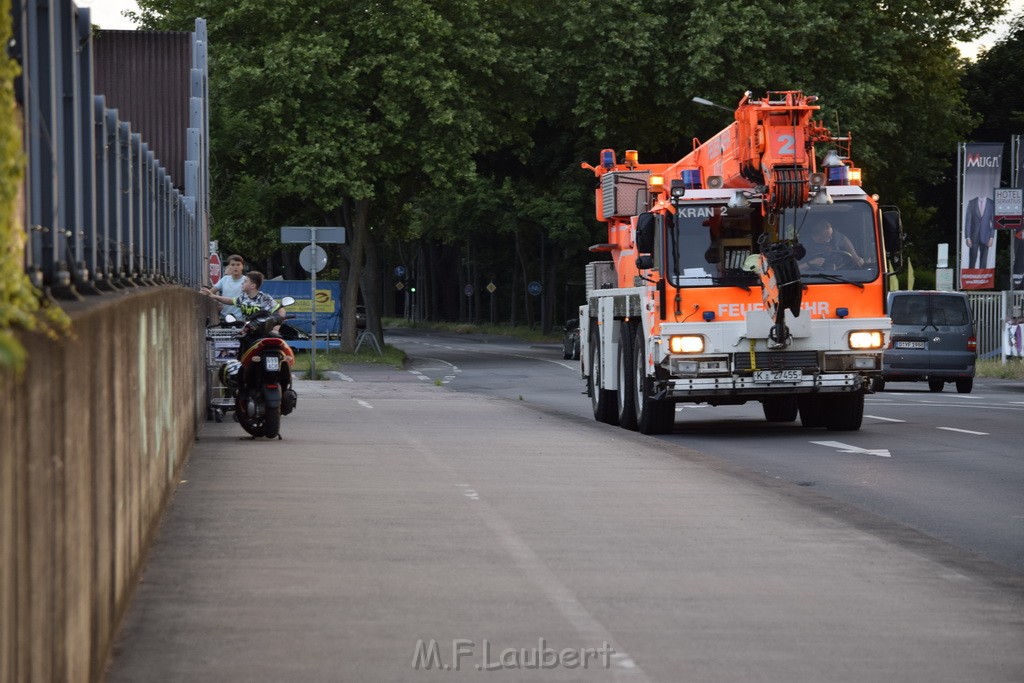 VU PKlemm A 3 Rich Frankfurt Hoehe AK Koeln Heumar P207.JPG - Miklos Laubert